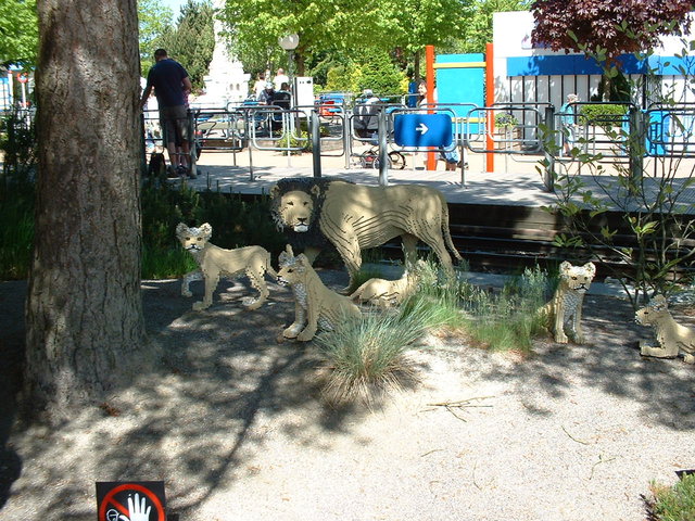 Lego lions