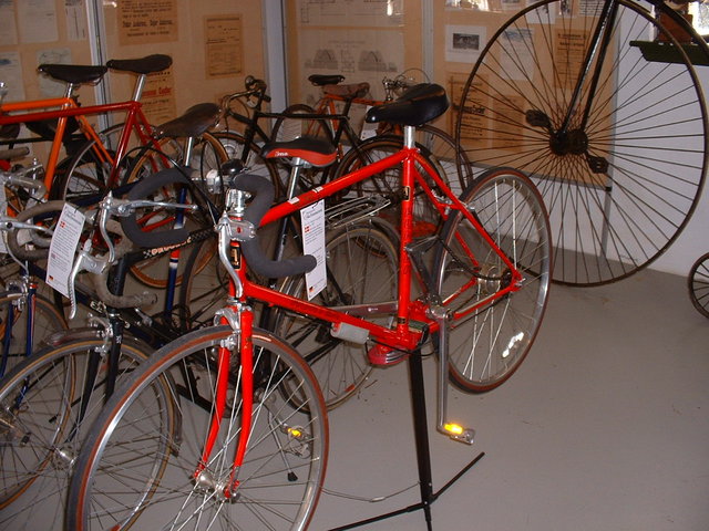 Treddle power racing bike