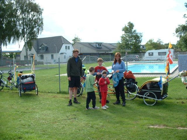 Cycle camping family - Odense